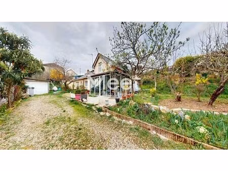 maison - 4 pieces - 3 chambres - veranda