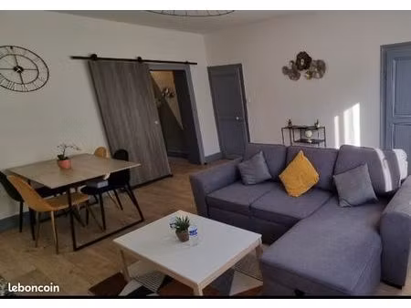 grand t2 traversant centre ville