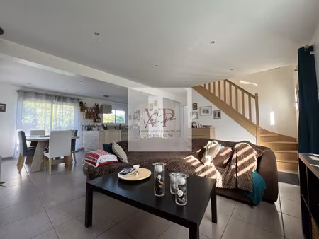 honfleur - maison récente 125 m2 - 3 chambres - garage - jar