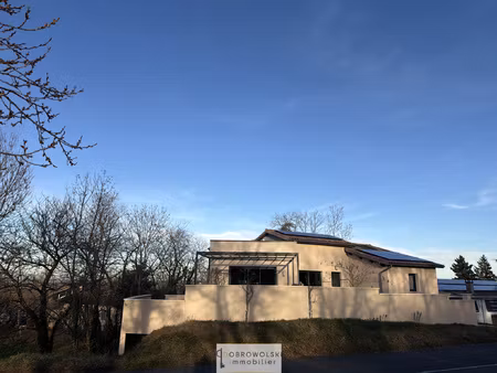 maison individuelle + local artisanal