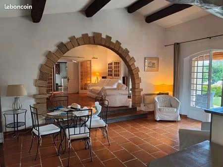 belle villa meublée provençale de plain-pied