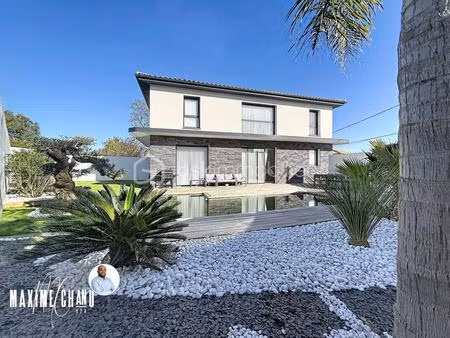 maison contemporaine montpellier village en impasse au calme à proximité du tramway