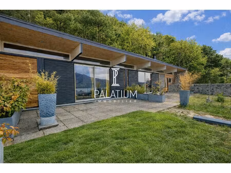 villa contemporaine de 110 m² en position dominante