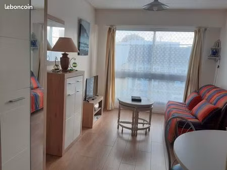 f1 meublé aux sables d'olonne quartier des présidents