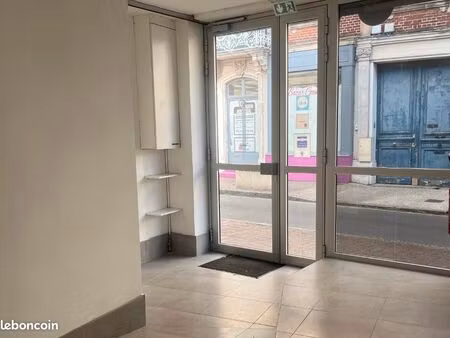 local commercial à louer