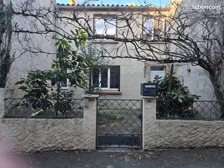 maison de village meublée – 110 m² – 4 chambres – jardin – centre village