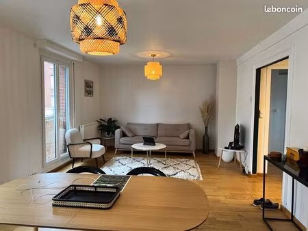 grand t3 meublé 80 m² avec parking – centre amiens – lumineux