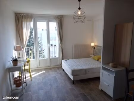 studio meublé 28m2