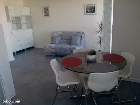 loue meublé 27m2 balcon