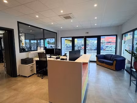 location locaux professionnels 0 pièces 184 m² à la farlède (83210)  3 497 €
