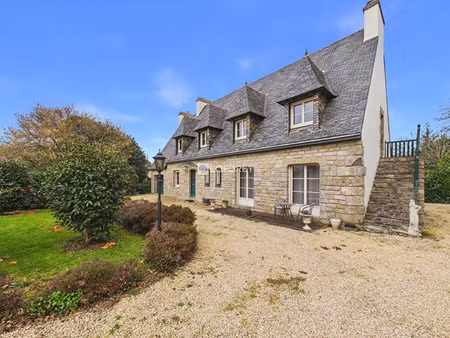 vente maison piscine à pluguffan (29700) : à vendre piscine / 250m² pluguffan