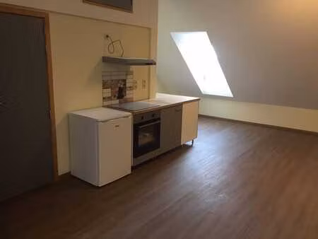 1 studio maison maitre-proche gare