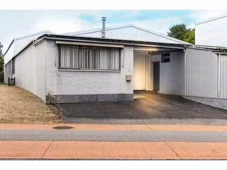 te huur: ruime opslagruimte met kantoren – meerstraat 23 ...