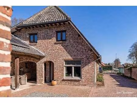 belle maison avec prairie d'environ 2 5 hectares à hechtel-