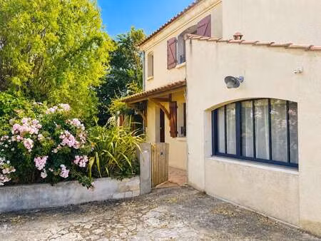 vente maison à givrand (85800) : à vendre / 126m² givrand