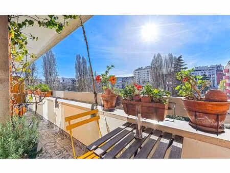 appartement paris 20 68 m² t-3 à vendre  695 000 €