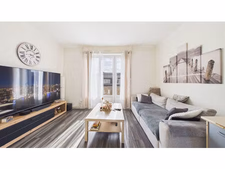 appartement ars-sur-moselle 51m² - garage - 2 balcons