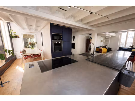 duplex lumineux au dernier étage