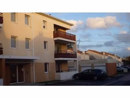 appartement t2 vertou - 46.5 m2 650 euros