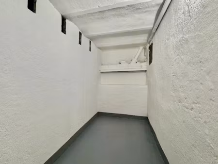 location parking 6.5 m² à monaco (98000)  240 €