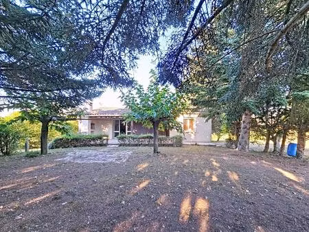 maison avec sous-sol total et terrain de 1500m2 : un vrai potentiel