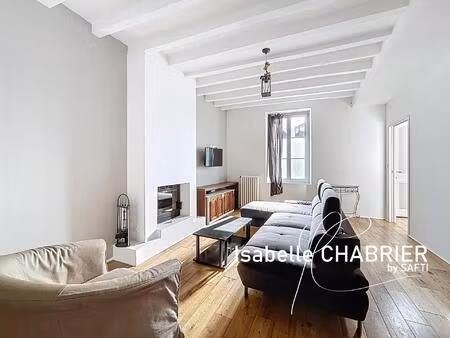 chateauneuf  maison ancienne avec 4 chambres