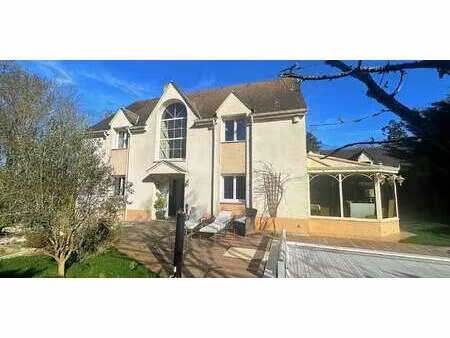 maison avec piscine et terrasse les loges-en-josas (78)