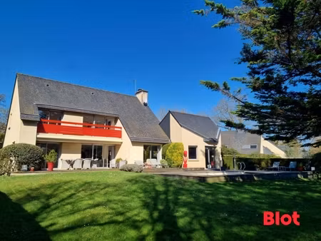 a vendre blot immobilier maison 180m² habitables - 5 chambres - 1500m² de terrain - piscin