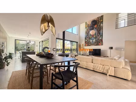 villa castelnau le lez 5 pièce(s) 220.04 m2