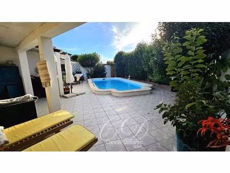 au calme avec piscine