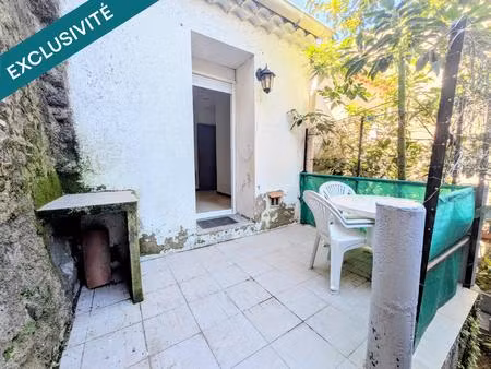 maison de ville traversante avec garage et extérieurs