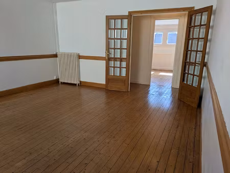 location appartement 5 pièces à ouistreham (14150) : à louer 5 pièces / 118m² ouistreham