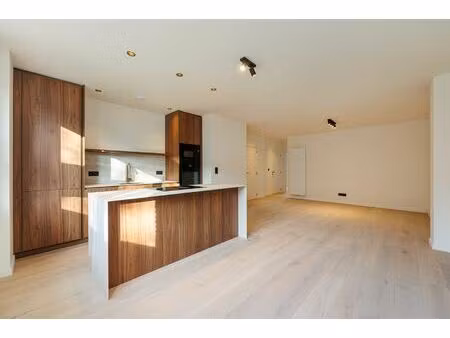 appartement te huur in wilrijk met 2 slaapkamers