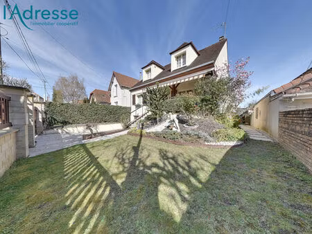 vente maison 6 pièces  145.00m²  champs