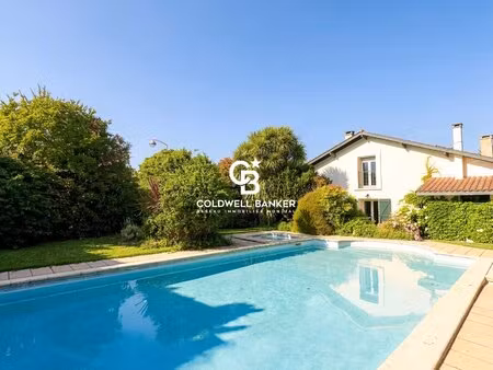 belle villa avec piscine à orx  proche labenne