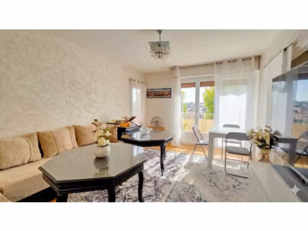 residence securisee - ascenseur - proche centre hospitalier