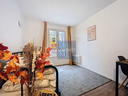 cergy (95) - studio avec parking proche du centre ville