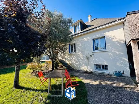 maison familiale - 6 chambres - sous-sol - terrain 684m2