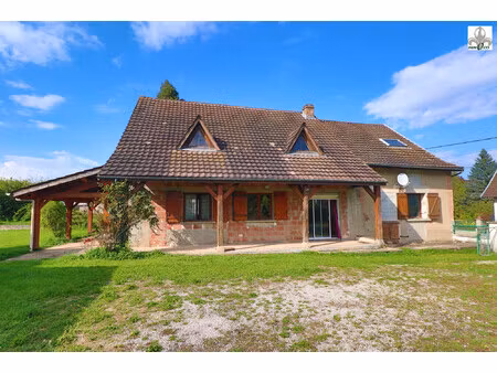maison de campagne avec très beau terrain