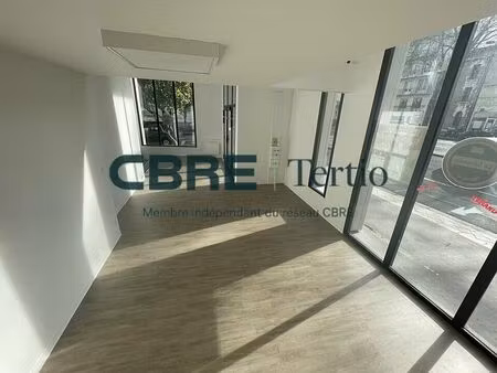 vente commerce tours 70 m²