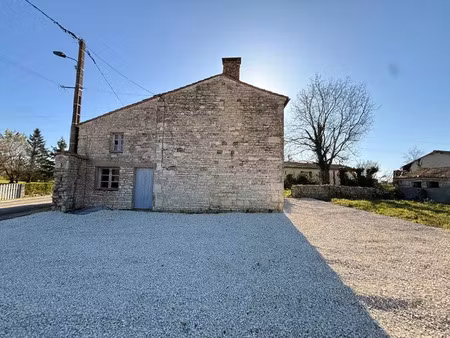 vente maison 2 pièces 290 m² à vervant (16330)  98 280 €