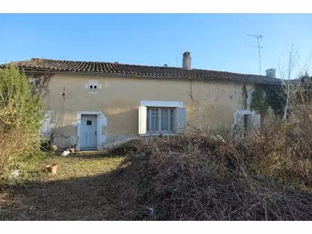 vente maison 6 pièces 140 m² à gensac-la-pallue (16130)  90 950 €