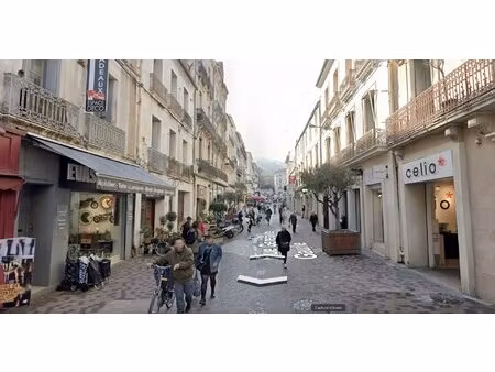 location local professionnel 216m² sete 34200