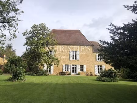 luxury 15th-century manoir for sale in the dordogne with id 3586651787