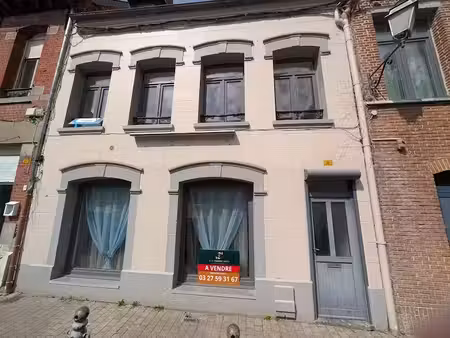vente maison 5 pièces 127 m² à avesnes-sur-helpe (59440)  118 000 €