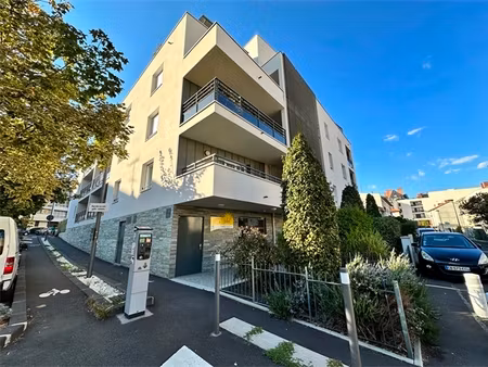 location appartement 2 pièces 46m²