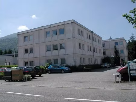 location local professionnel 24m² annecy le vieux 74940