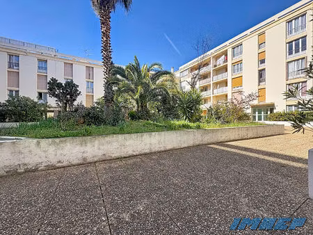 13010 type 3 71m2 très bon état résidence le lumière