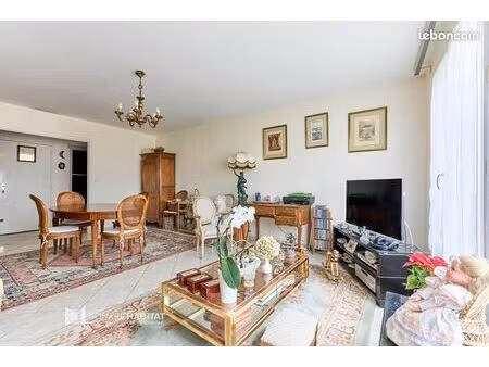 appartement 3 pièces 84 m²