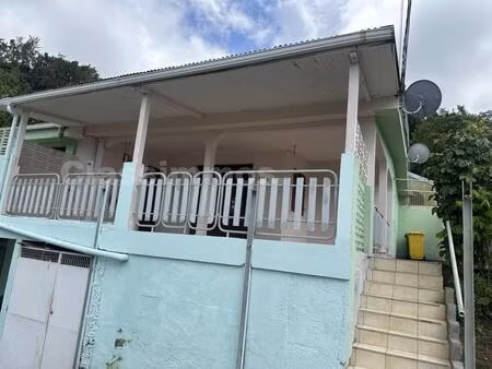 grand appartement t4 á la campagne